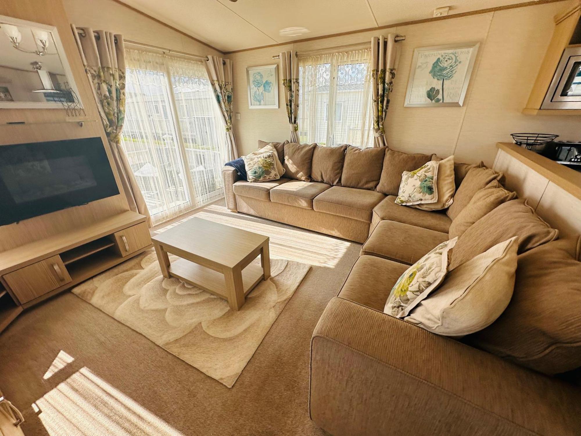 Golden Sands, Ingoldmells, 6 Berth
